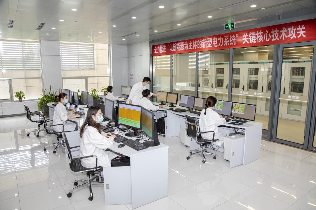 打造重大技术创新策源地,推进国有企业打造原创技术策源地