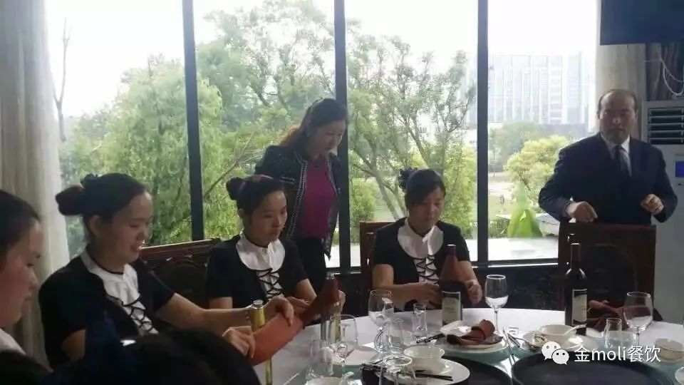 2023江苏餐饮业魅力女掌门（3）闫芳用诚信打造“餐饮金字招牌”