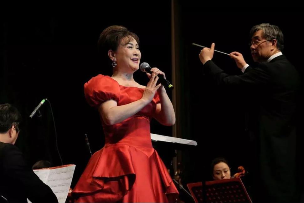 李谷一：辉煌背后的泪水与坎坷，丈夫离世后，她的生活现状怎样？