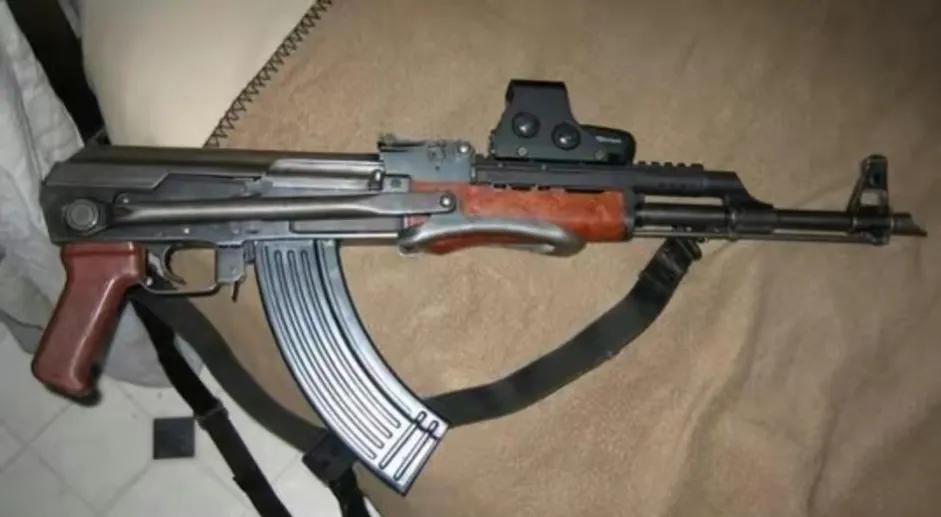 保加利亚将援助乌克兰,美国c17运输机运送武器至乌克兰