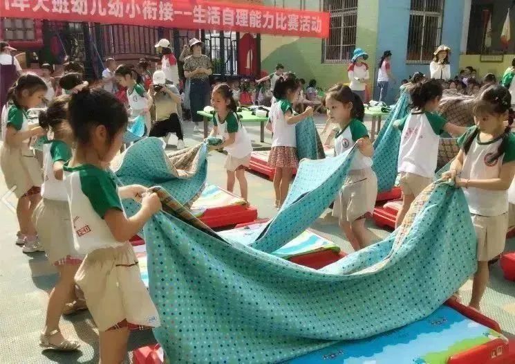 澧县桃小锦绣幼儿园招生简章,英才幼儿园招生简章