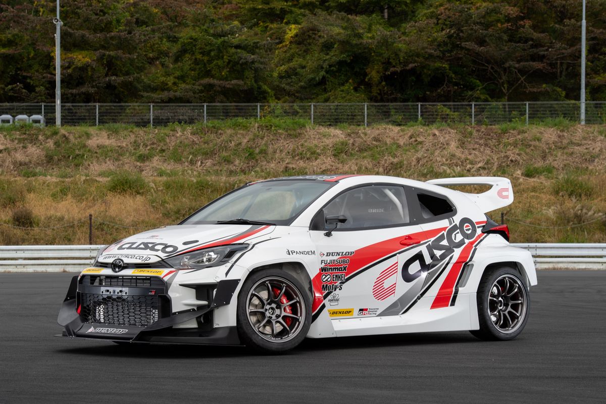 丰田yaris改装视频,丰田gryaris三缸