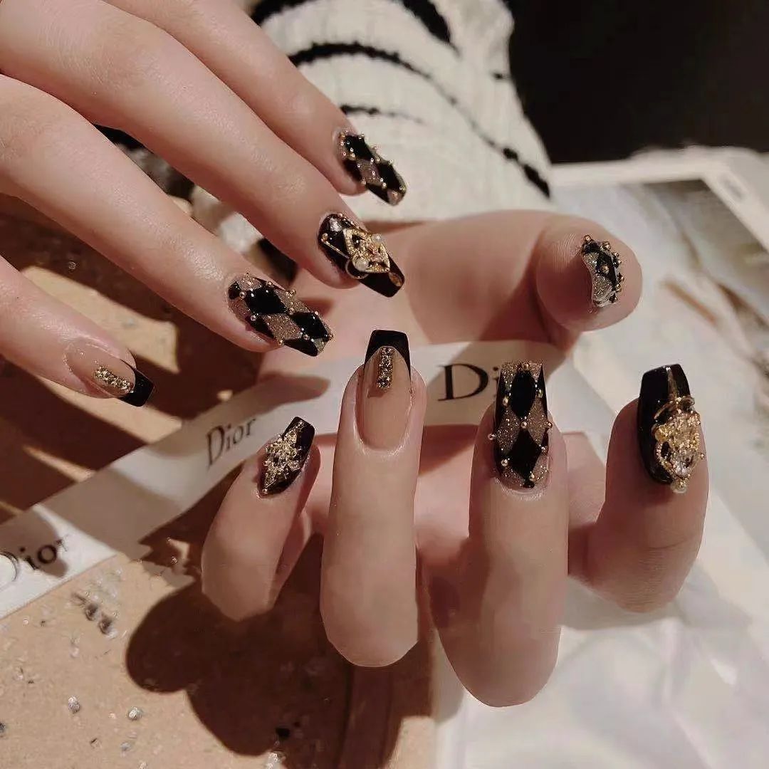 十二月风象星座美甲,十一月美甲星座幸运色