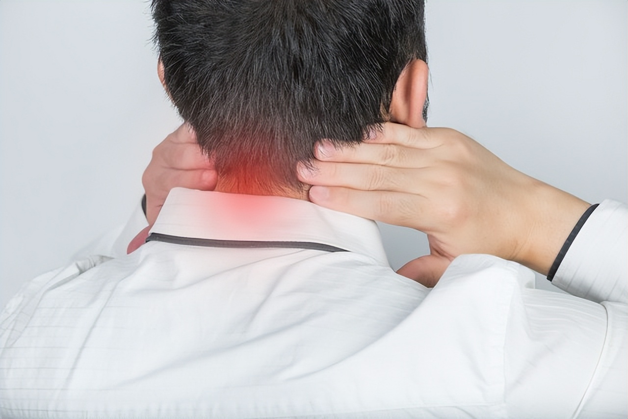 颈椎x线片可以看出颈椎病吗,x线片脊椎左右怎么看