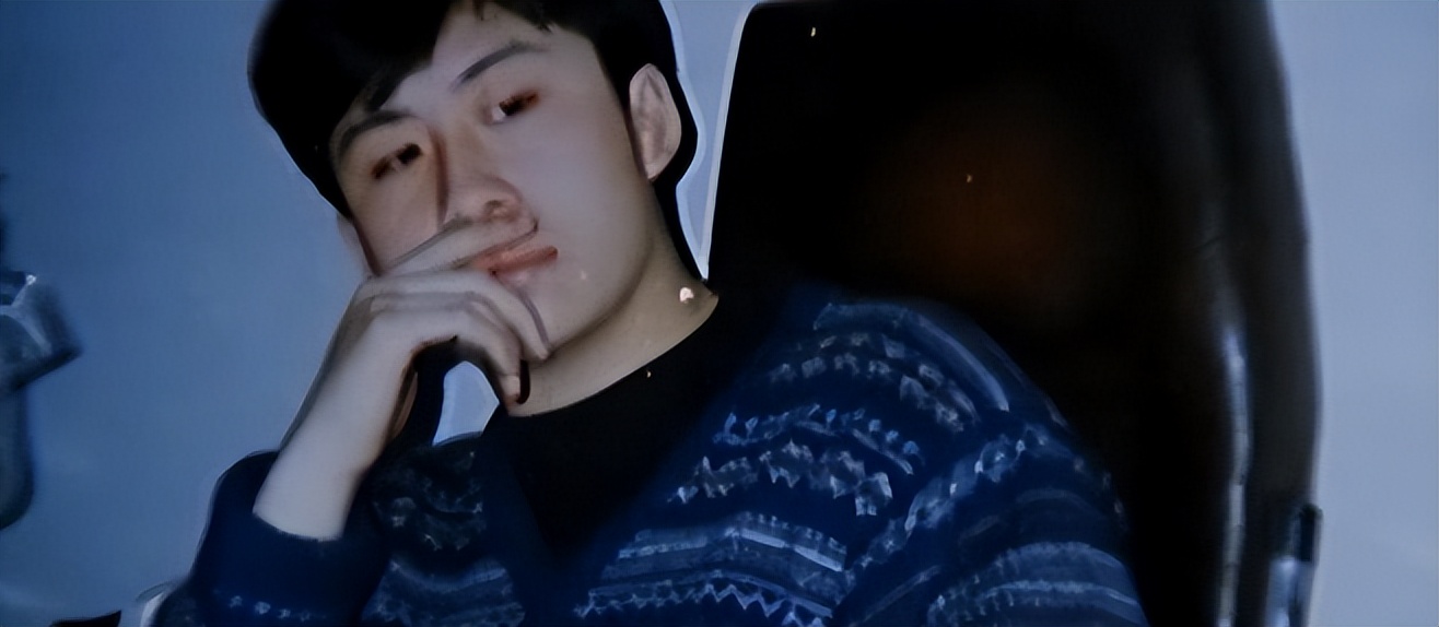 河南小伙报恩瑞士房东素材,中国小伙为英国房东养老