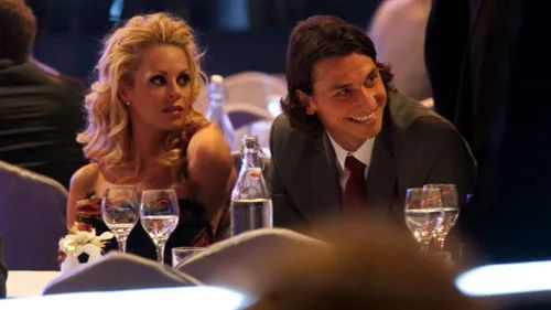 相爱20年不结婚，这对姐弟恋火了！网友：一物降一物，孤狼配悍妇