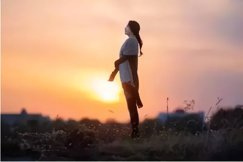 女人后半生最舒服状态是富养自己,女人要富养自己