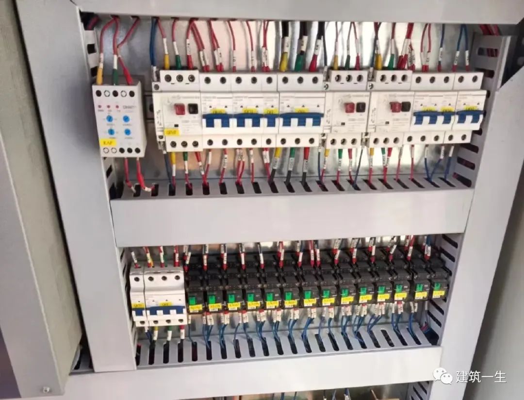 塔式起重机安全标准化制作视频,塔式起重机安全检查图解手册