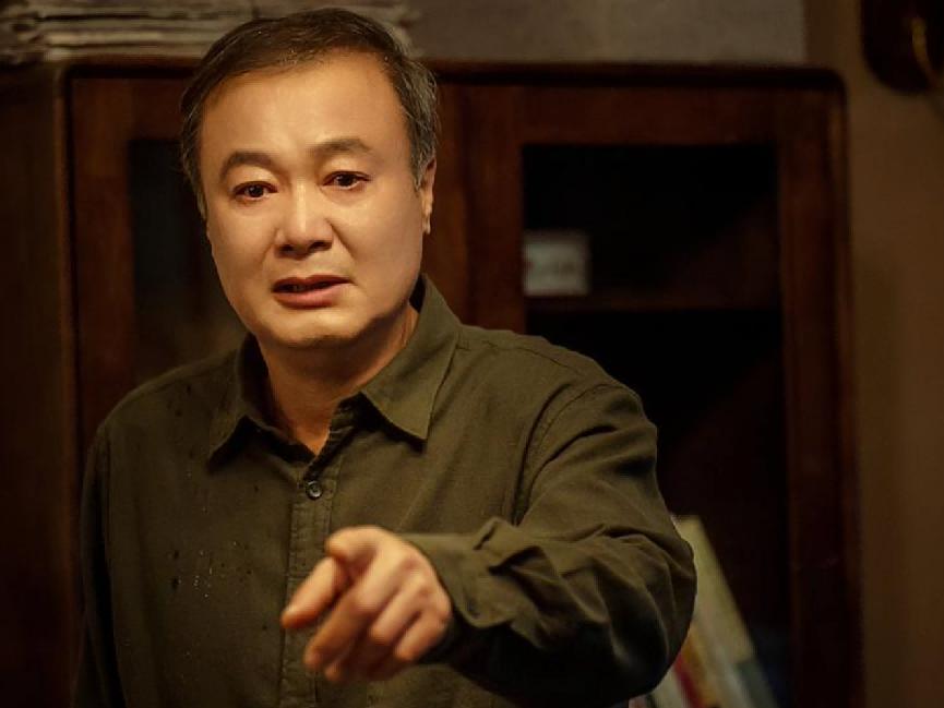 天呐！“强行装穷”的风都刮进央视了，几个亿的苦日子我不懂