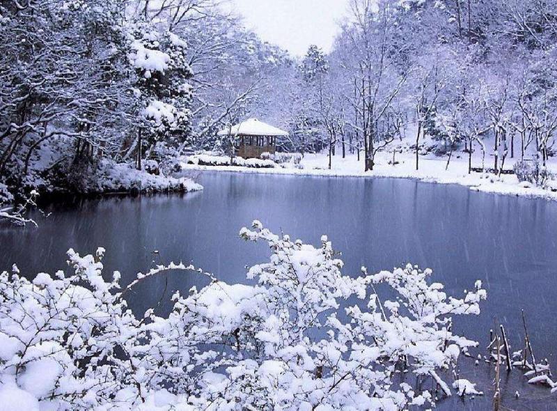 江天暮雪落尽琼花的意思,江天暮雪落尽琼花