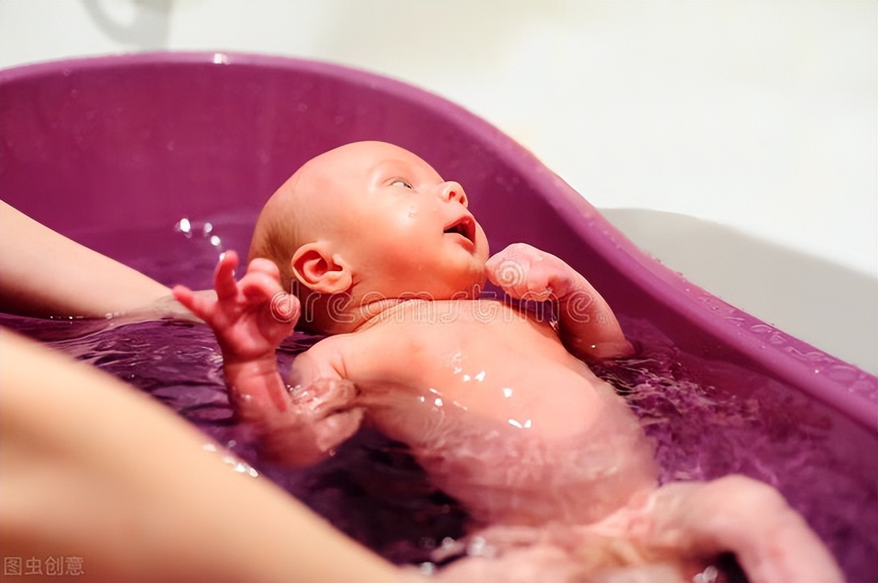 新生儿洗护如何操作,新生儿洗护需要哪些东西冬季