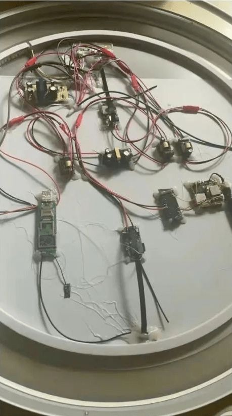 朋友送全身镜,朋友给我寄了一面镜子