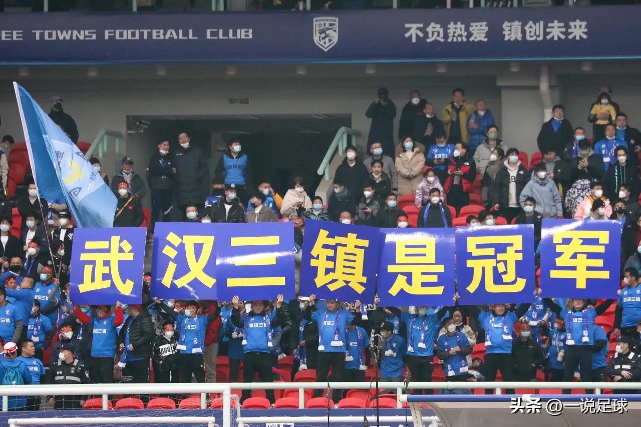 一句话总结中国足球现状,一说足球