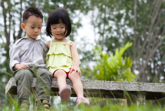 女孩身高发育规律是啥？月事只是分水岭，做好这些还能搏一搏