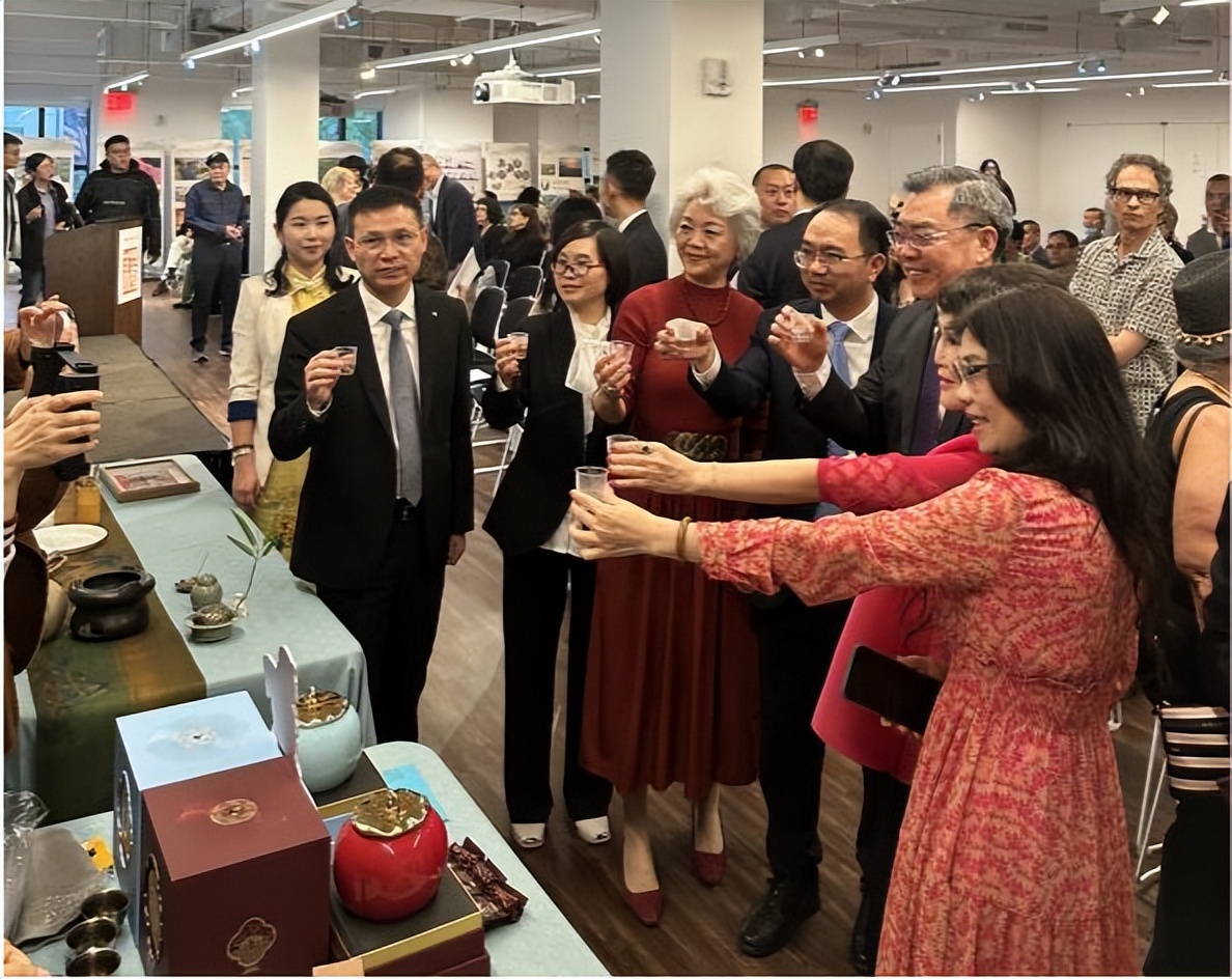 八马茶业受邀亮相联合国总部、驻美大使馆，开展中国非遗茶文化推广，获多国代表点赞