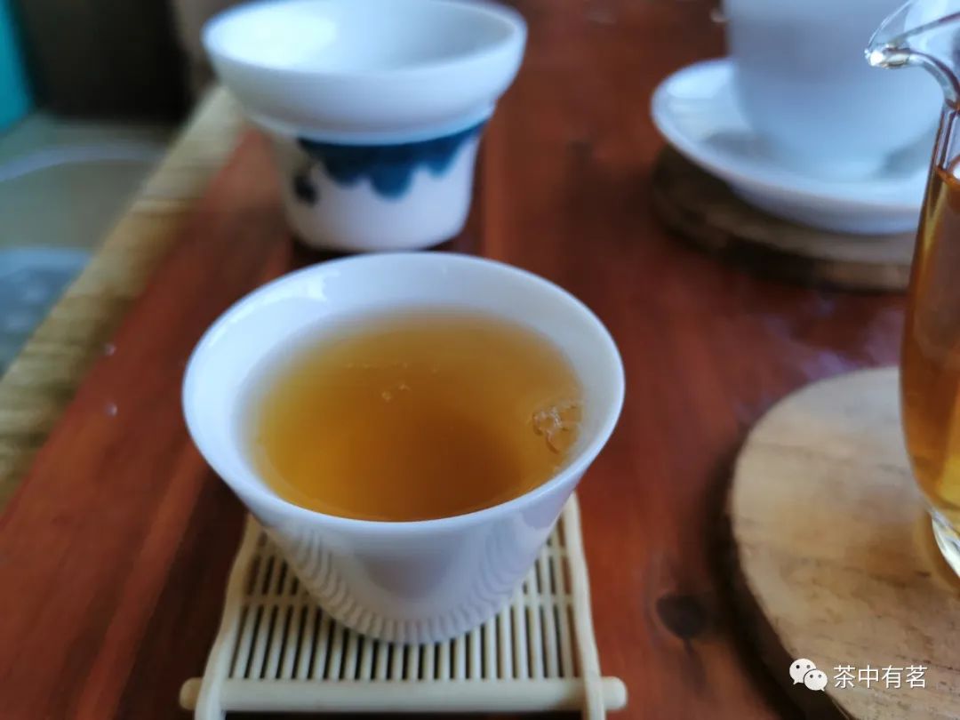 螃蟹脚普洱生茶口感描述,正气塘古树普洱生茶口感