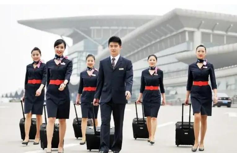 专科生想要翻身，优先选择这3个专业，就业好很有“钱途”