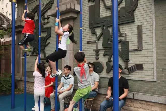 通过个人经历说一说小学足球普及意义在哪里