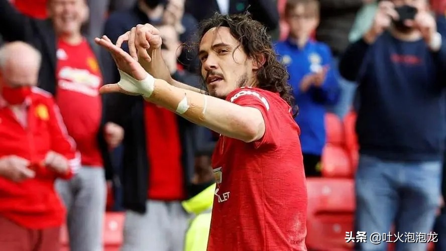 足球进球庆祝动作集锦,那些精彩进球瞬间足球