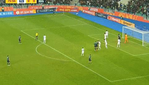 亚洲杯伊朗队2比1战胜日本队,亚洲杯爆冷0比7不敌乌兹别克斯坦