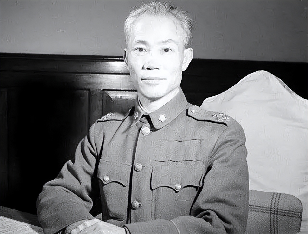 被抛弃的3000国军残部，留下6万后*开代**发美斯乐：店铺招牌是中文