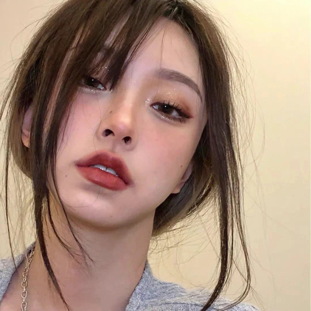 女生和你打招呼怎么回应,女生跟你打招呼怎么回复幽默