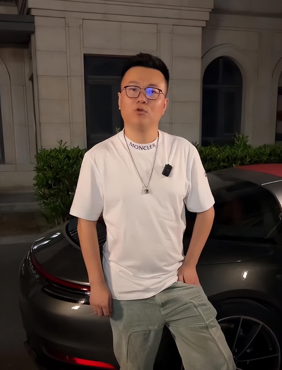 稻草放毒抖音直播,稻草放毒直播翻车