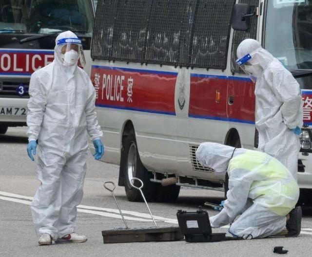 李嘉诚长子的保镖确诊,李泽钜昨日检测呈阴性,但一直有咳嗽