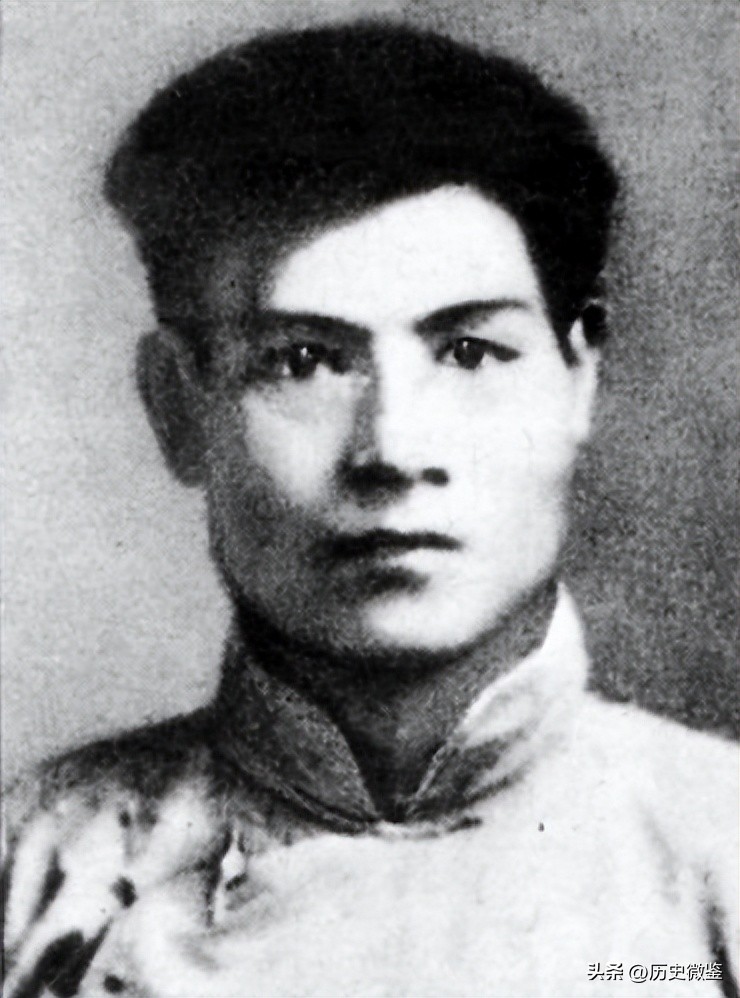 周希汉毙俘61个将军，为啥49年才升军长？*小平邓**给出原因：傲气