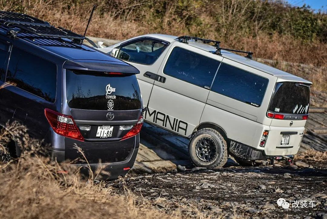 新款丰田威尔法改装,奶爸车改造老霸道