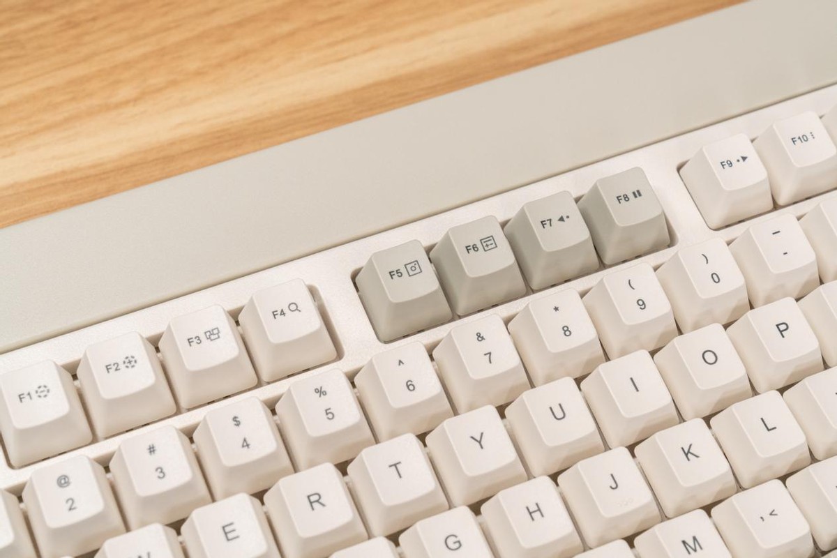 洛斐透明磨砂键盘测评,lofree洛斐机械键盘套装