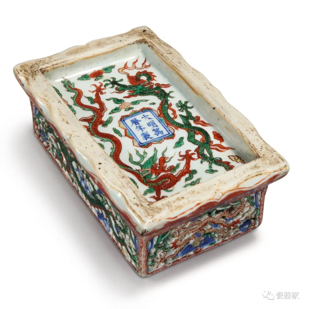 苏富比瓷器秋拍 (苏富比19年香港瓷器春拍)