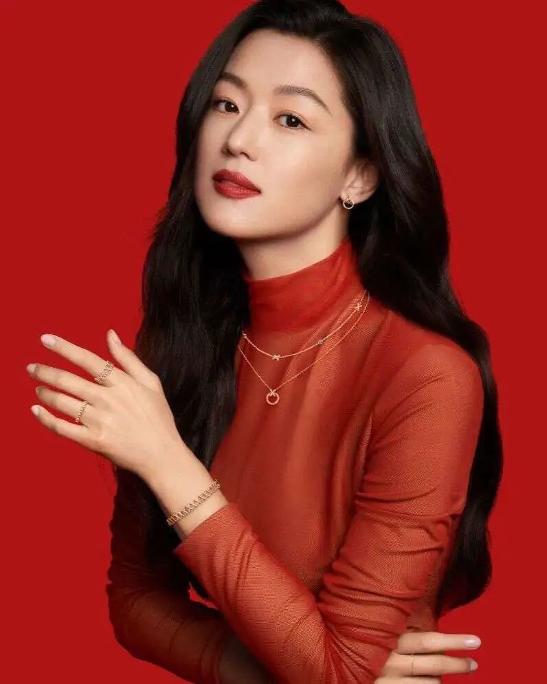 千颂伊近况,千颂伊在上海出席活动