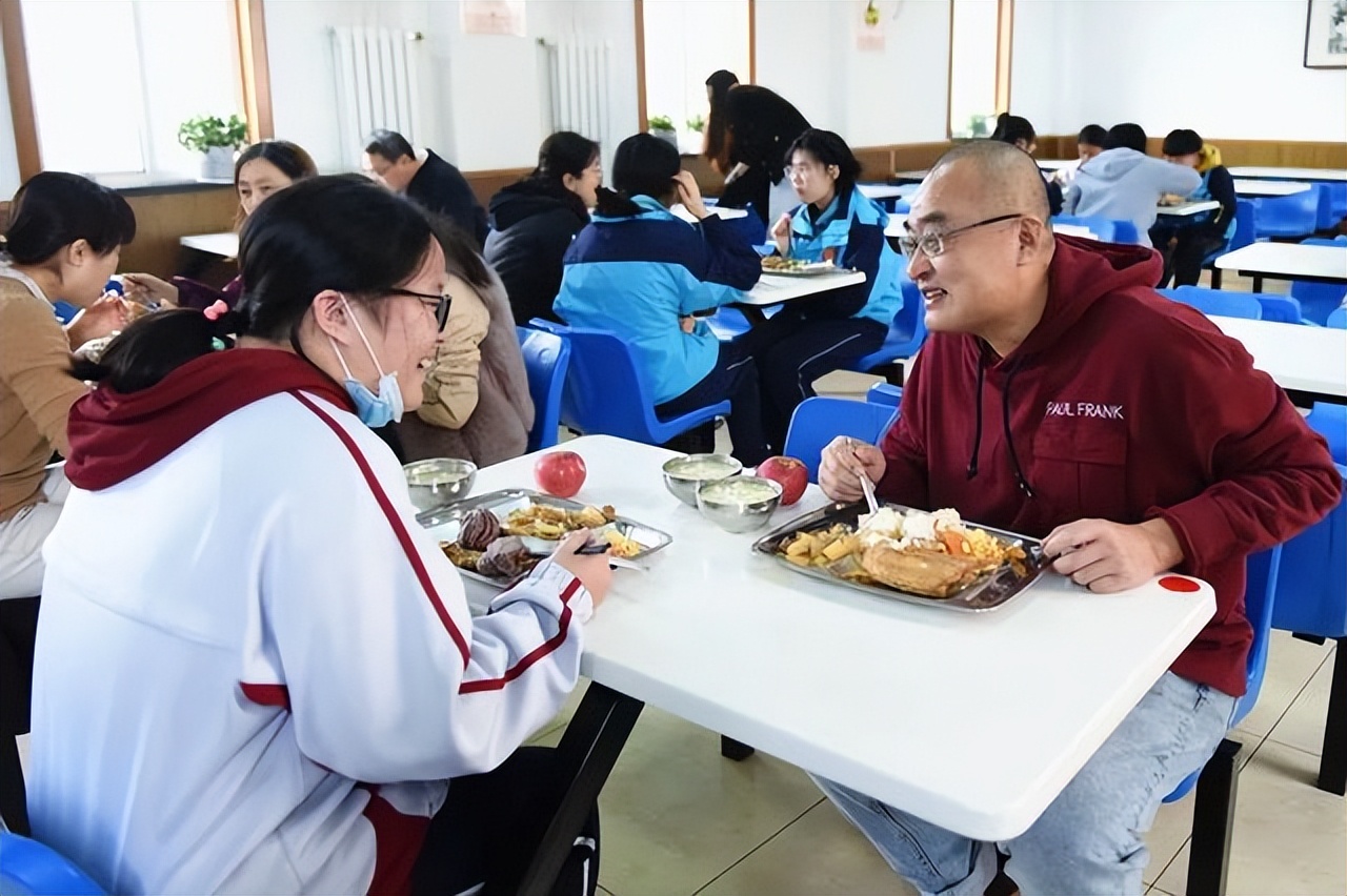 青岛十七中美术升学,青岛十七中校区
