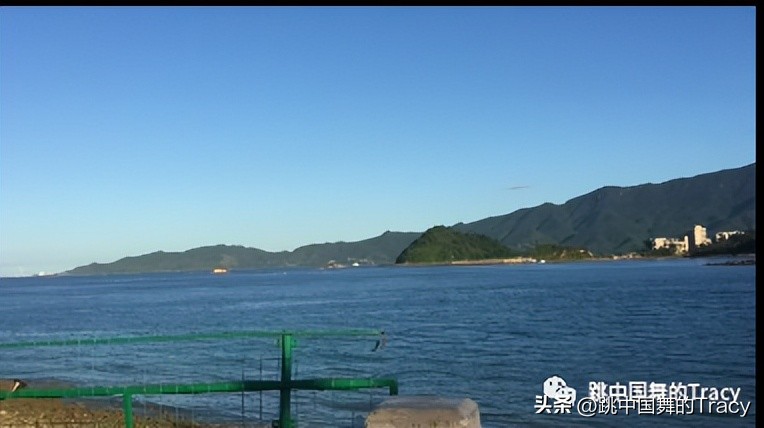 一个元素,跳一段小技巧,如夏日里的海风,拂面而过