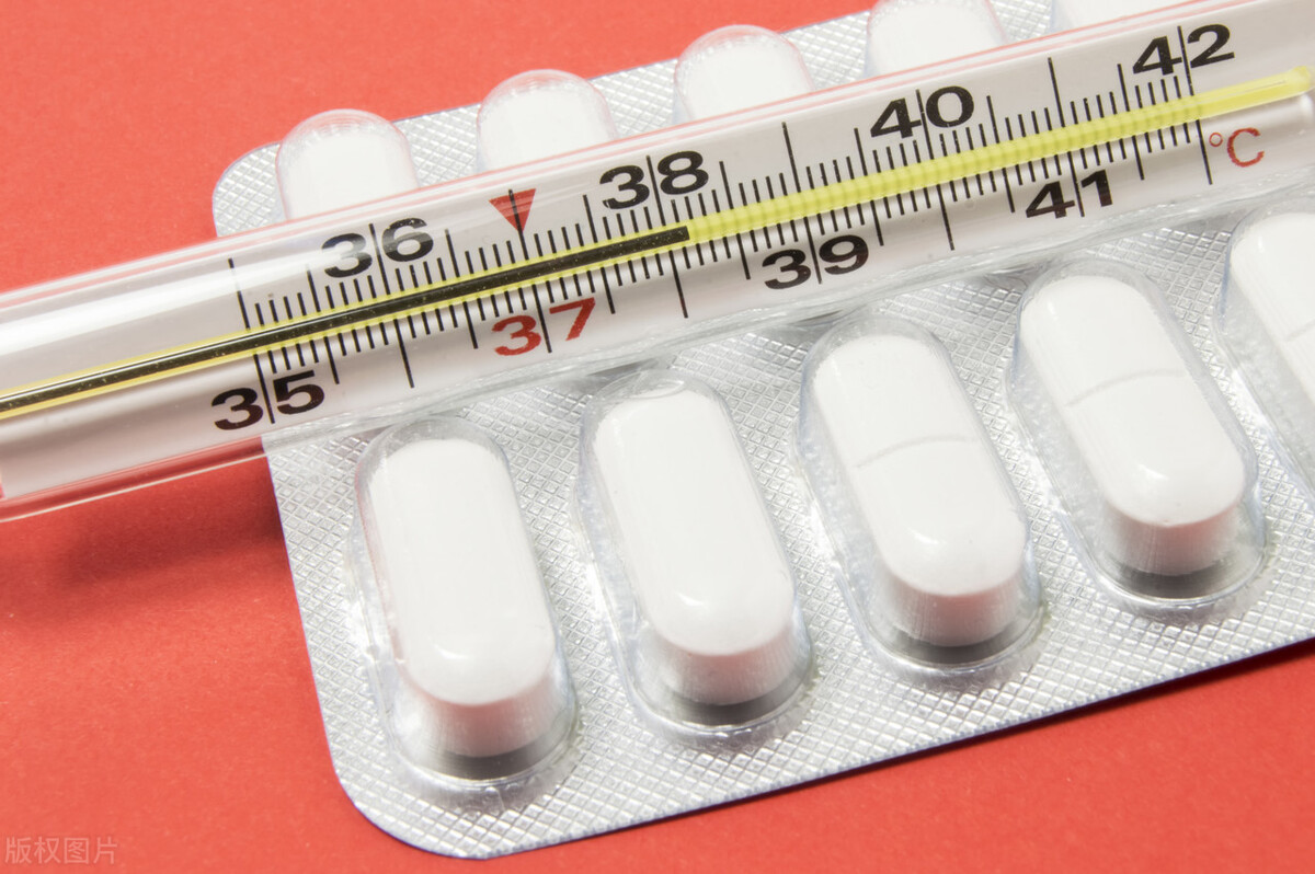 阳了发烧三天不退烧怎么办,阳了发烧三天不退烧怎么回事