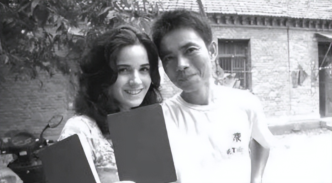 小保安娶外国女教师,河南保安娶26岁美国女硕士现状