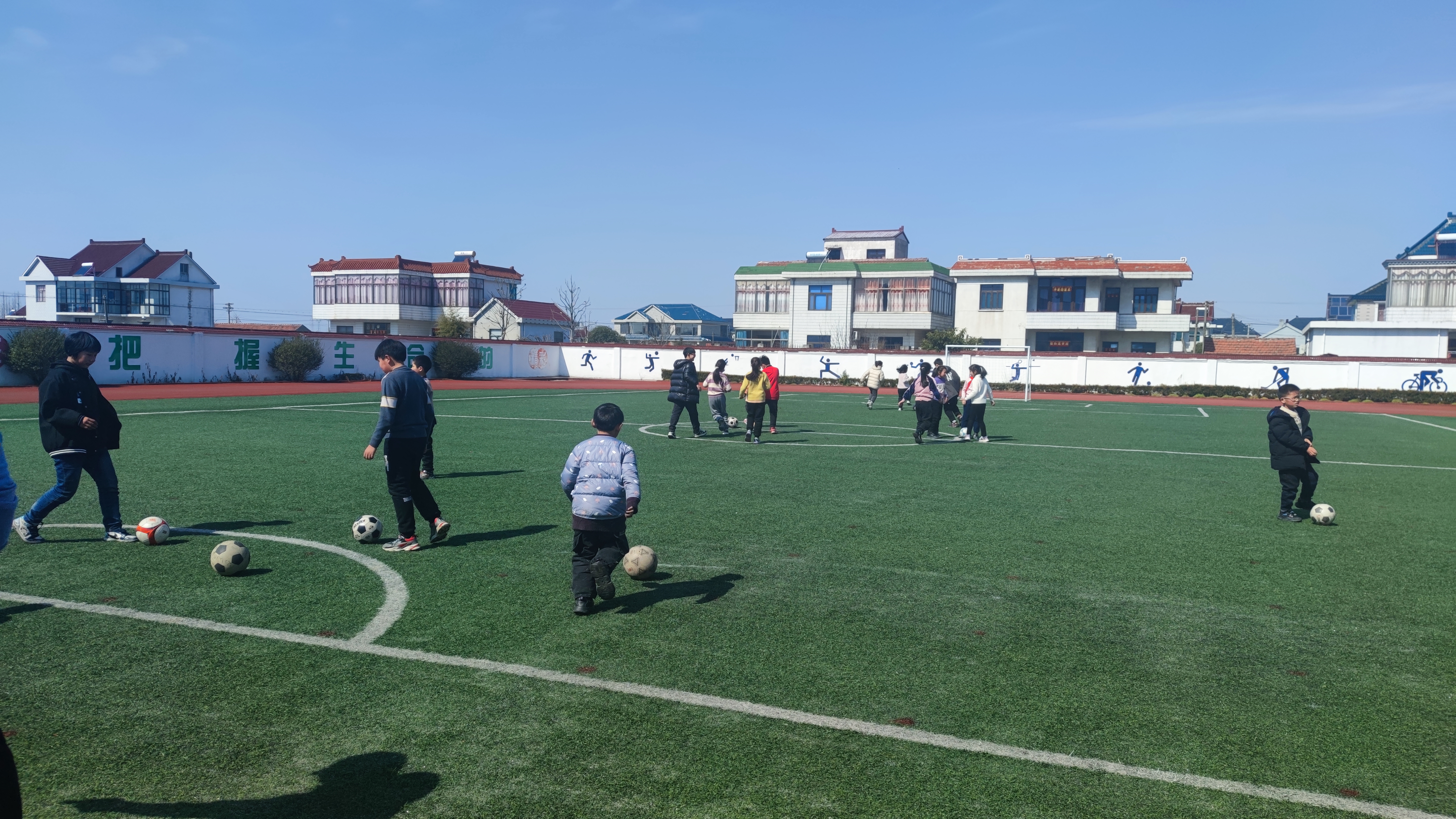 乡村学校少年宫活动计划,草坝中心小学少年宫活动