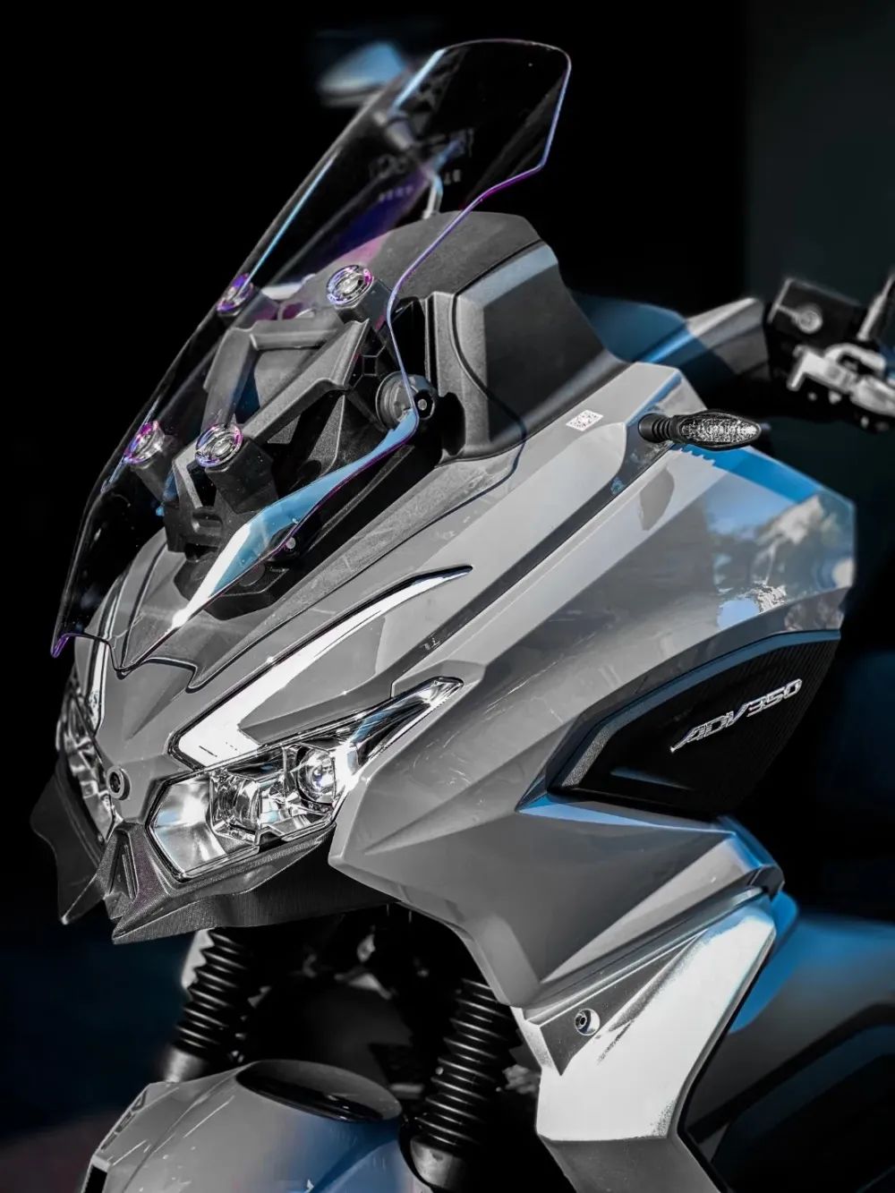 250-300cc踏板哪款尺寸最小,250cc以下性能最好的踏板