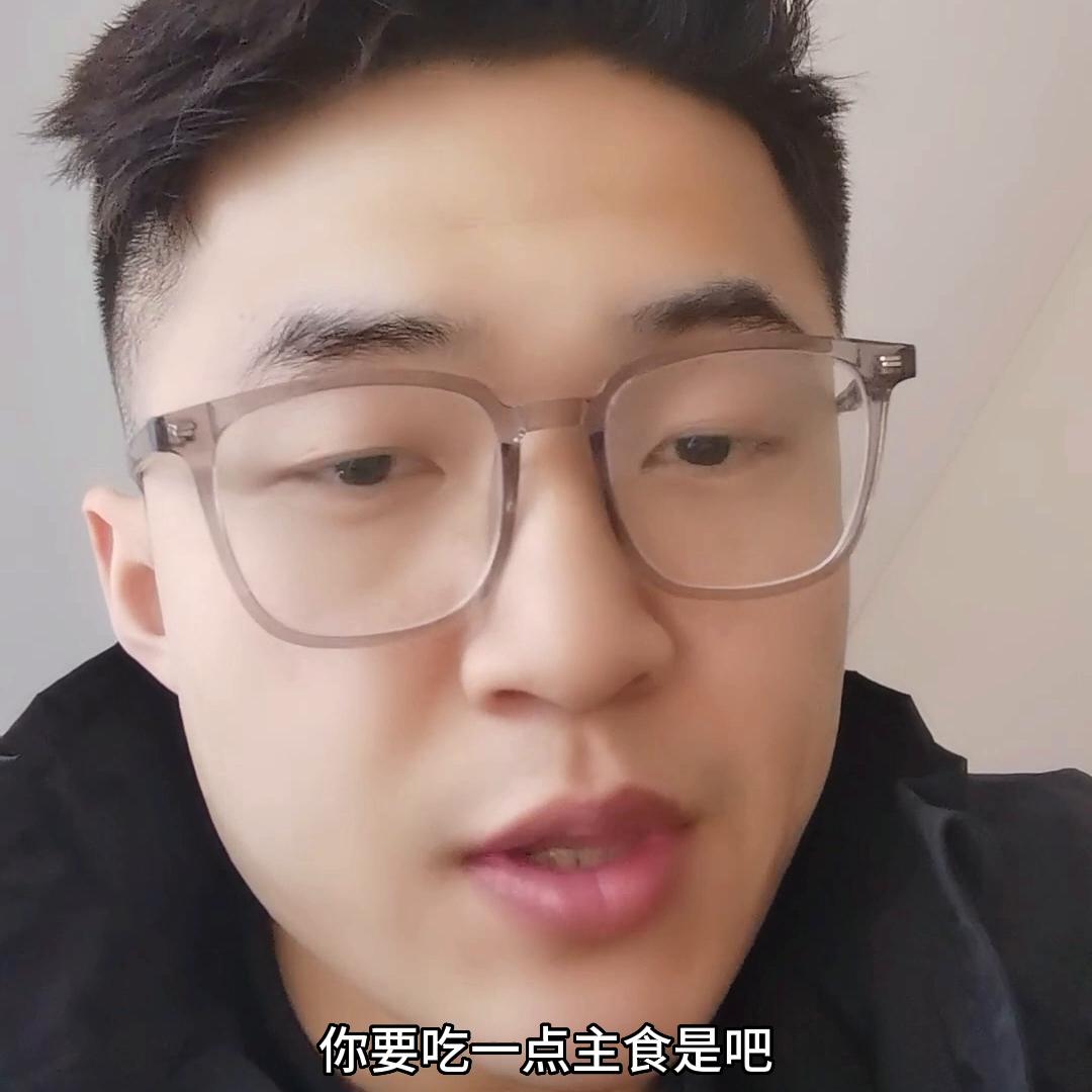 如何利用补剂提升肌肉维度,快速提高肌肉爆发的运动补剂