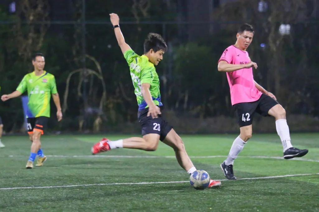 一起足球一起公益,一起为中国足球添砖加瓦