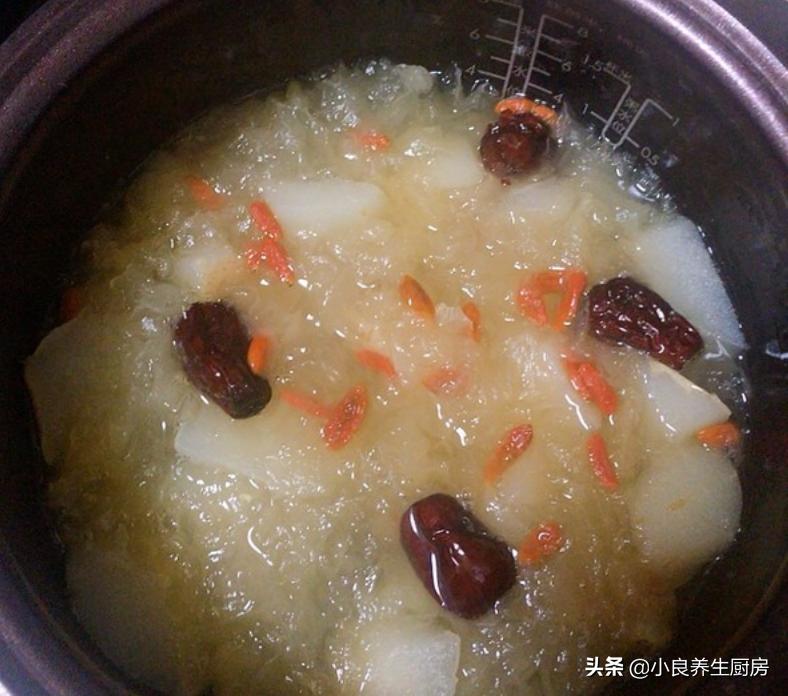 秋冬季天气干燥牢记这款汤,冬天喝什么汤好降火润肺止咳