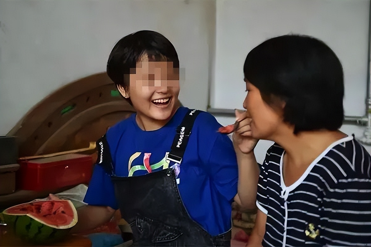 河北女孩高考707分进北大,河北小姑娘考上北大707分