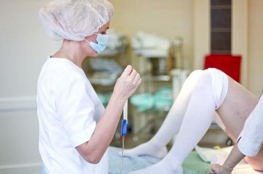 为什么走路孩子就能生出来,走路就把孩子生下来了是什么原因