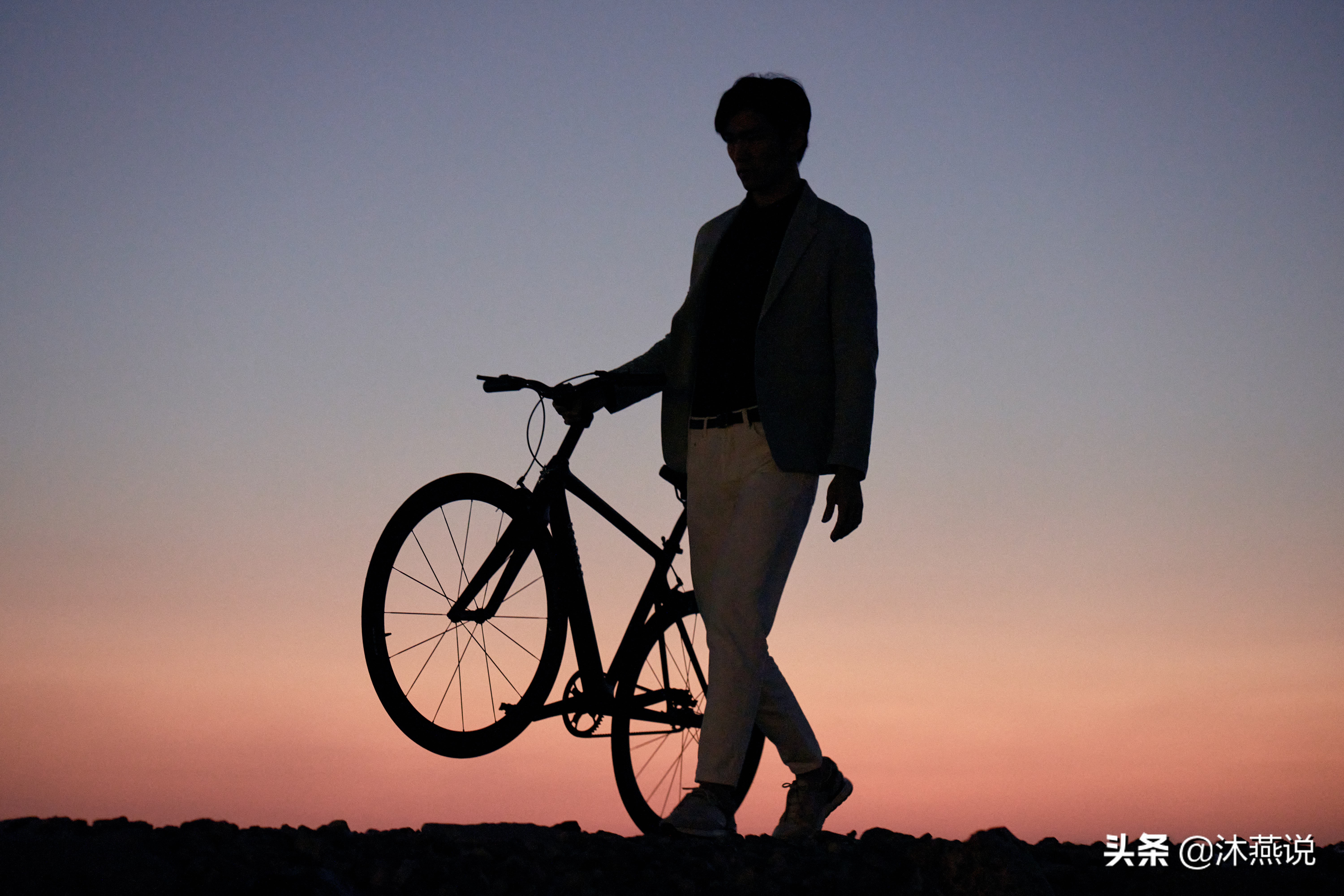 极致轻量化自行车,集鹿碳纤维都市轻骑自行车