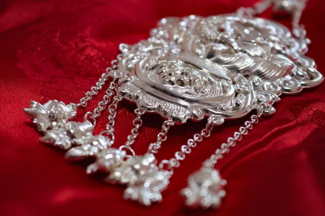 925银和999银怎么辨别出来,999银怎么分辨是真假纯银足银