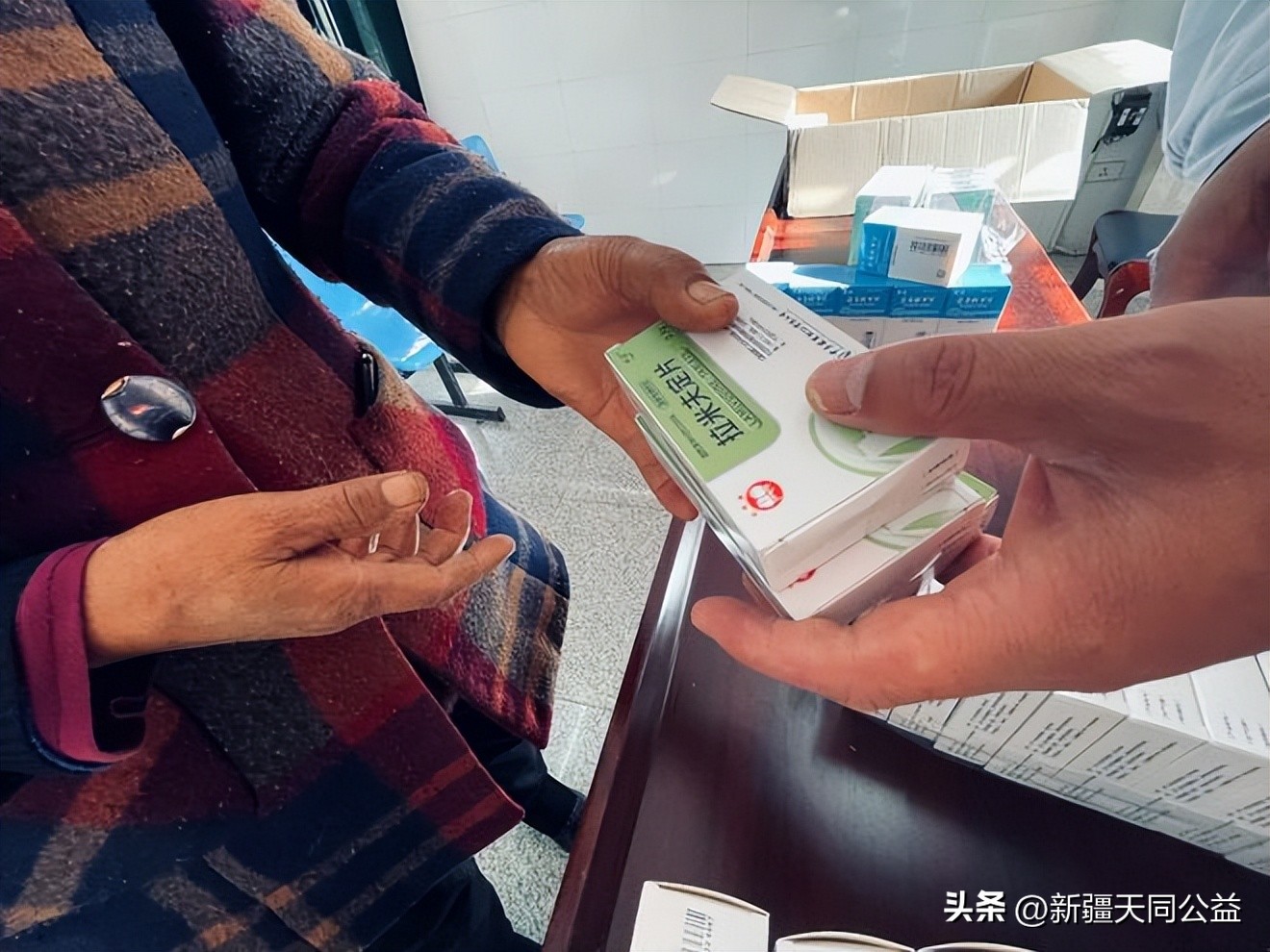 艾滋病患者的暮年，你不知道的世界！（很压抑）