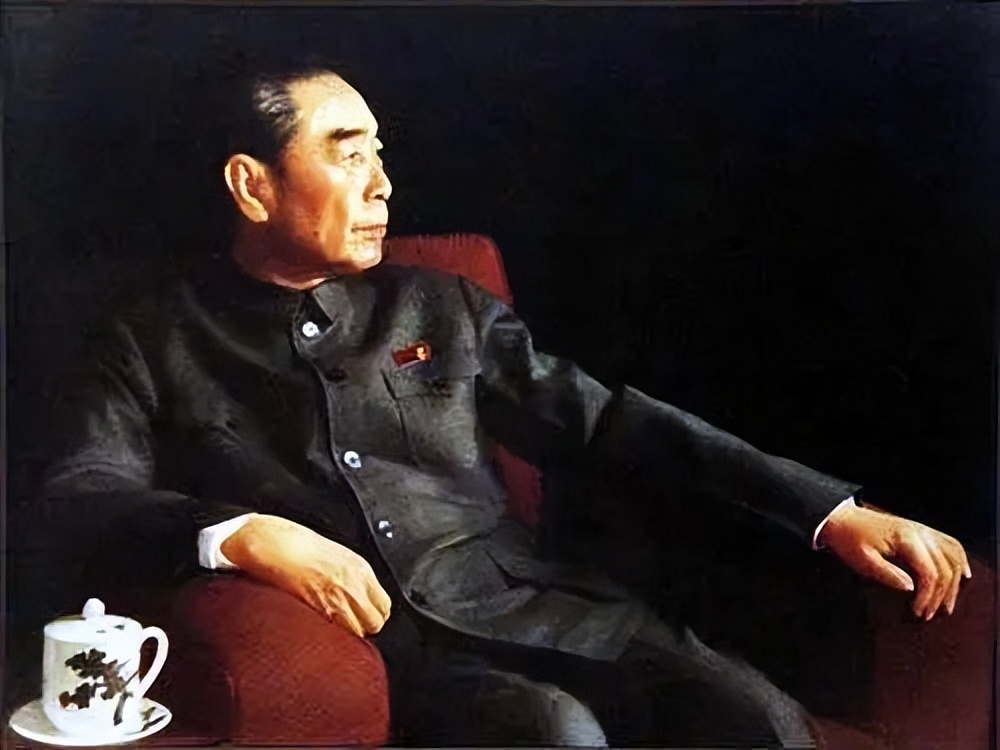 周总理逝世后3小时：遗体被解剖，发现多个内脏器官上均有癌细胞