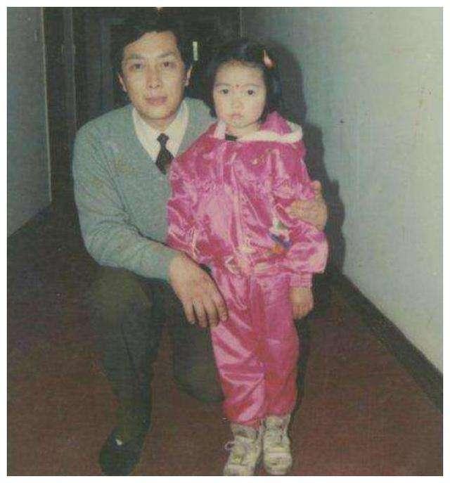 唐国强与唐莉现状,唐国强的女儿唐莉个人资料