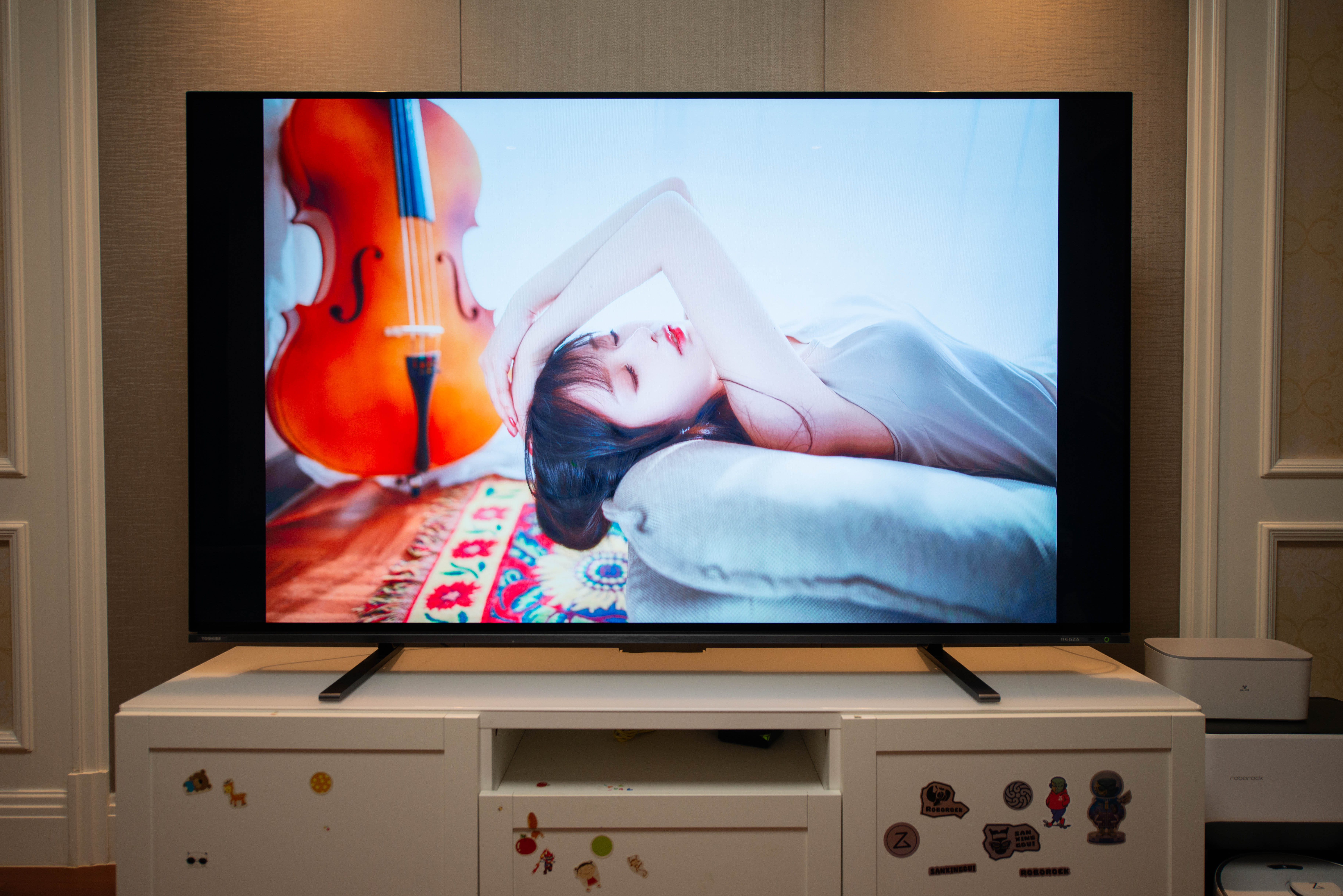 顶级音画是什么样的?看看两万五的4K东芝X8900KF77英寸OLED电视